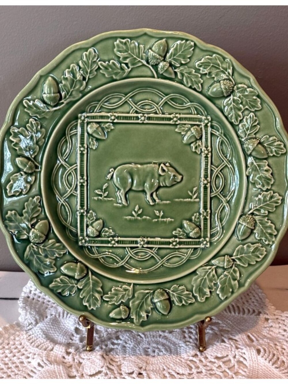 Bordallo Pinheiro Green Majolica Plate Pig Design Portugal 9.25”